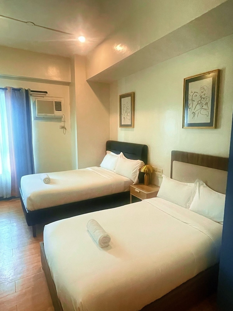 Deluxe Double or Twin Room, City View