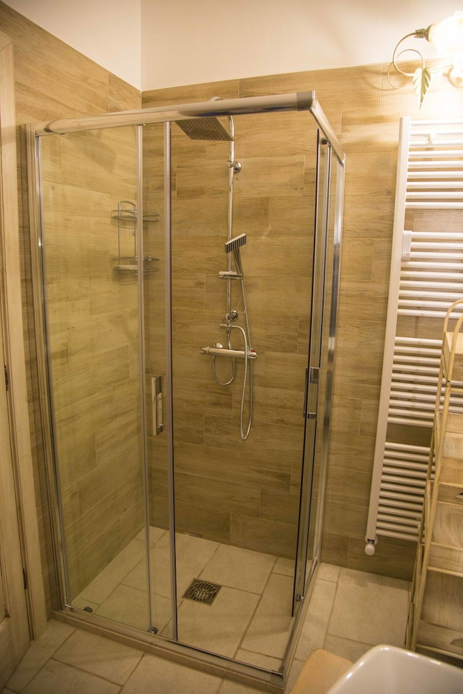 Standard Quadruple Room photo 3