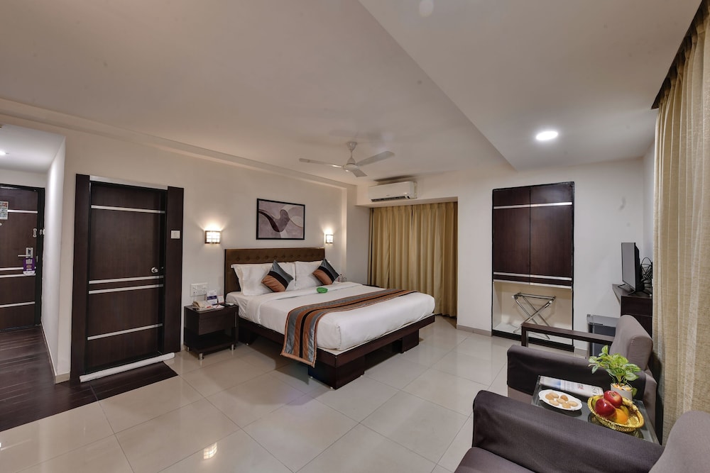 Club Room - Photo 1