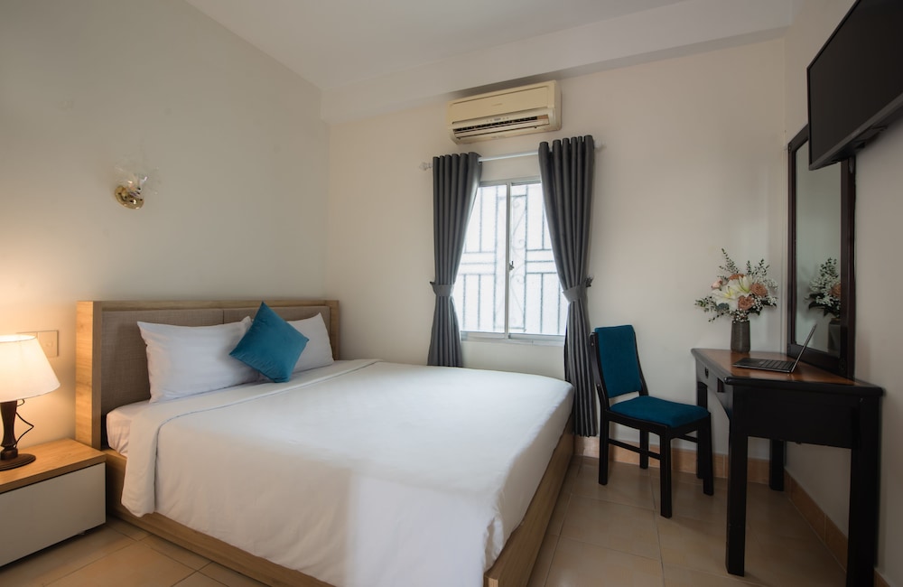 Basic Double Room Single Use - Photo 1