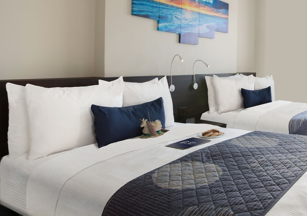 Family Suite, 2 Double Beds - Photo 2