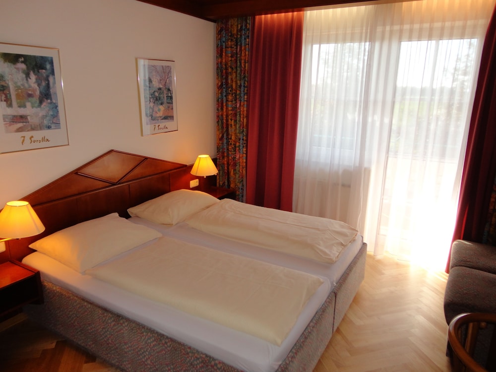 Comfort Single Room