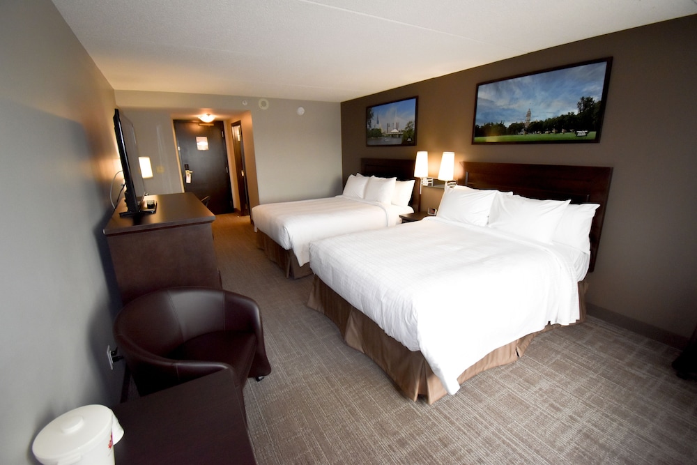 Standard Room, 2 Queen Beds - Photo 4