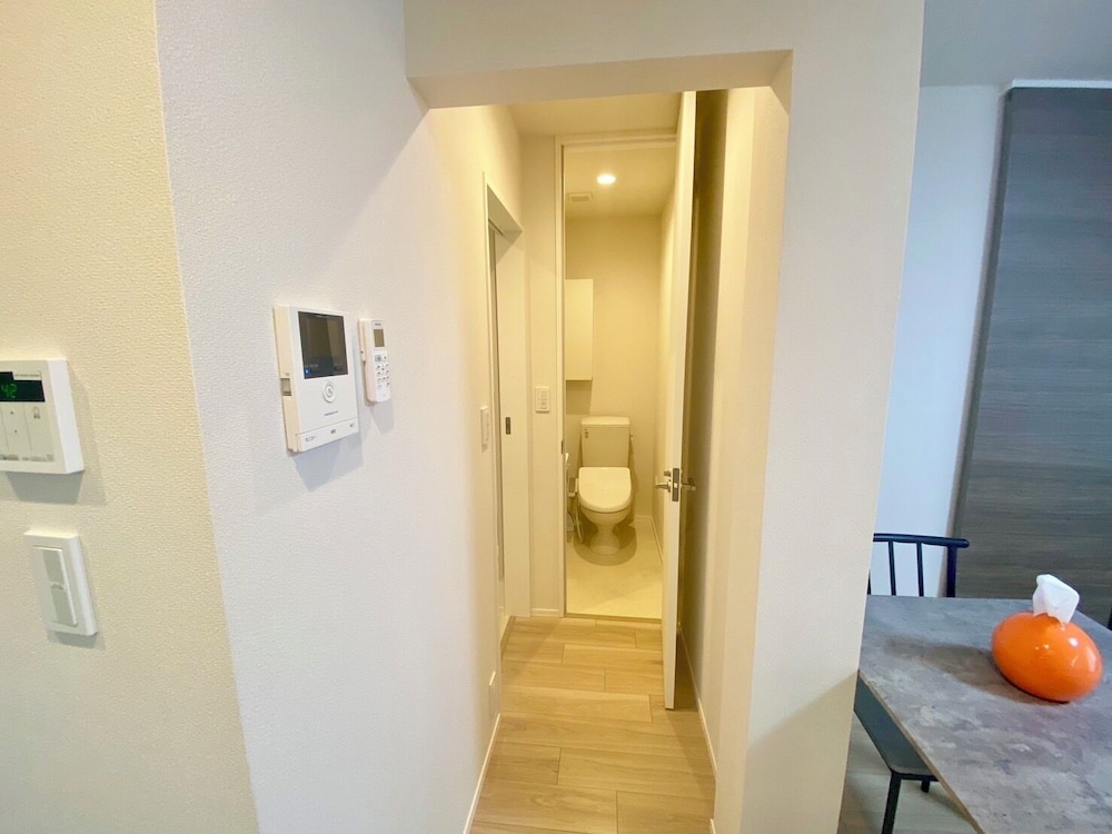 202 (3p) photo 3