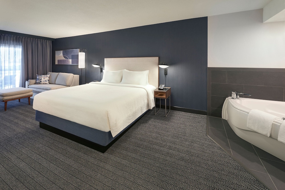 Room, 1 King Bed - Photo 1