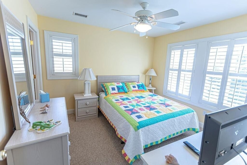 Condo, 5 Bedrooms photo 1