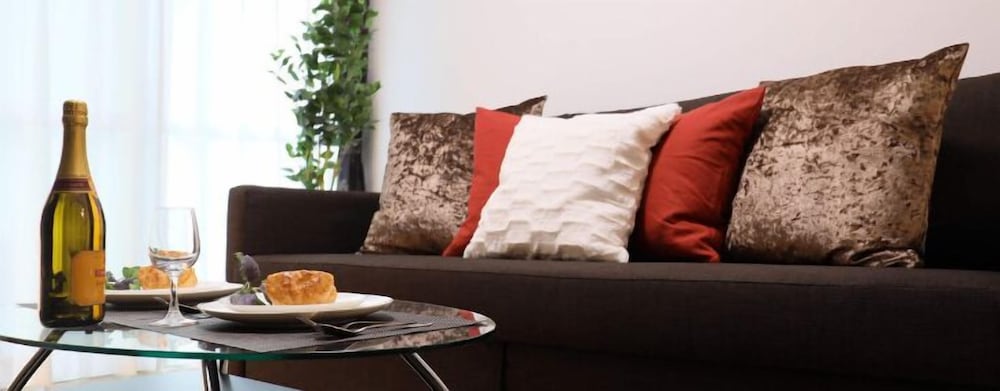 Apartment, Non Smoking (402)