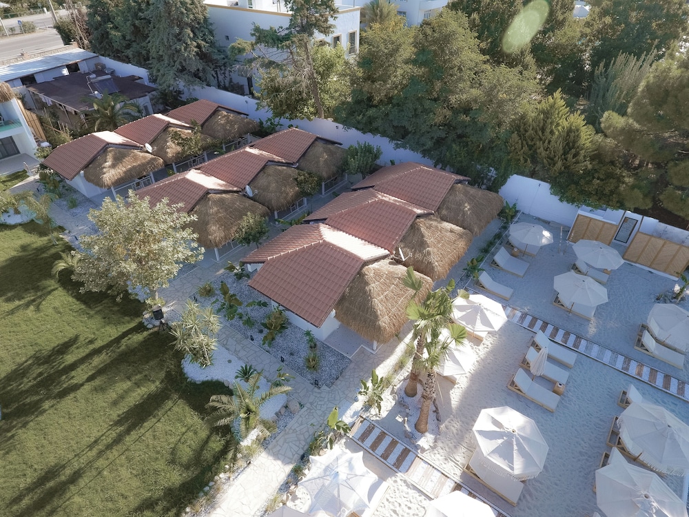 Standard Bungalow, Courtyard View photo 2