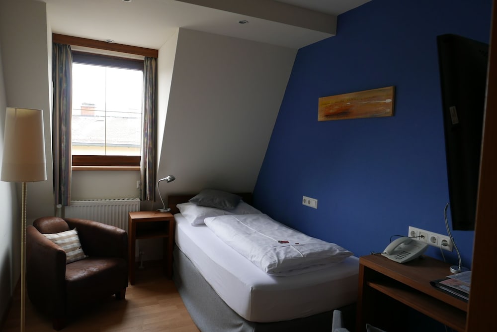 Standard Single Room, 1 Twin Bed