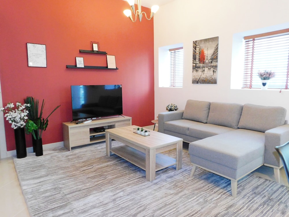 Apartment, 2 Bedrooms (2407) photo 1