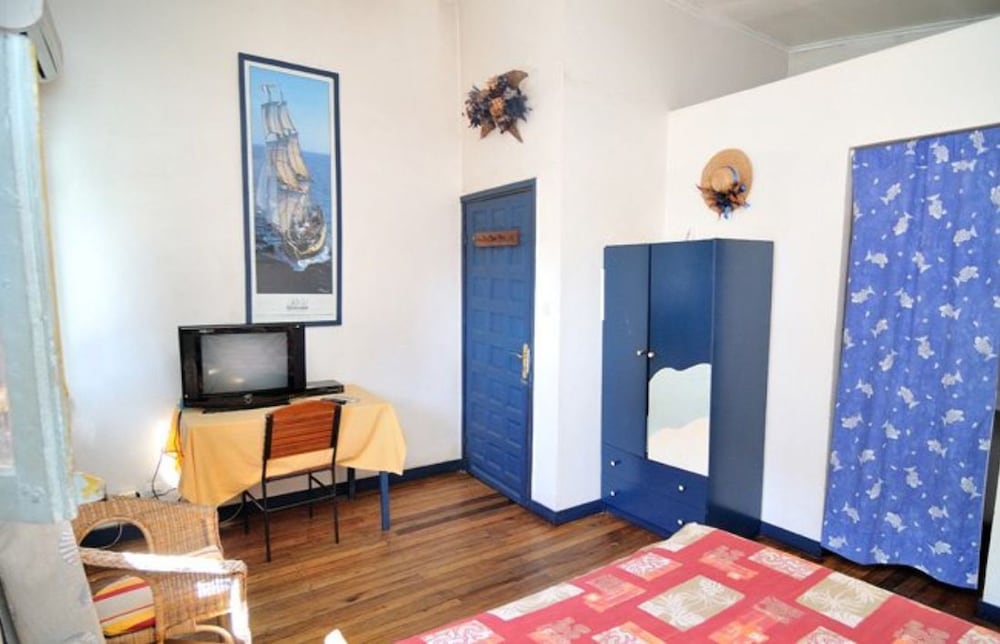 Double Room (With  A/C) photo 3