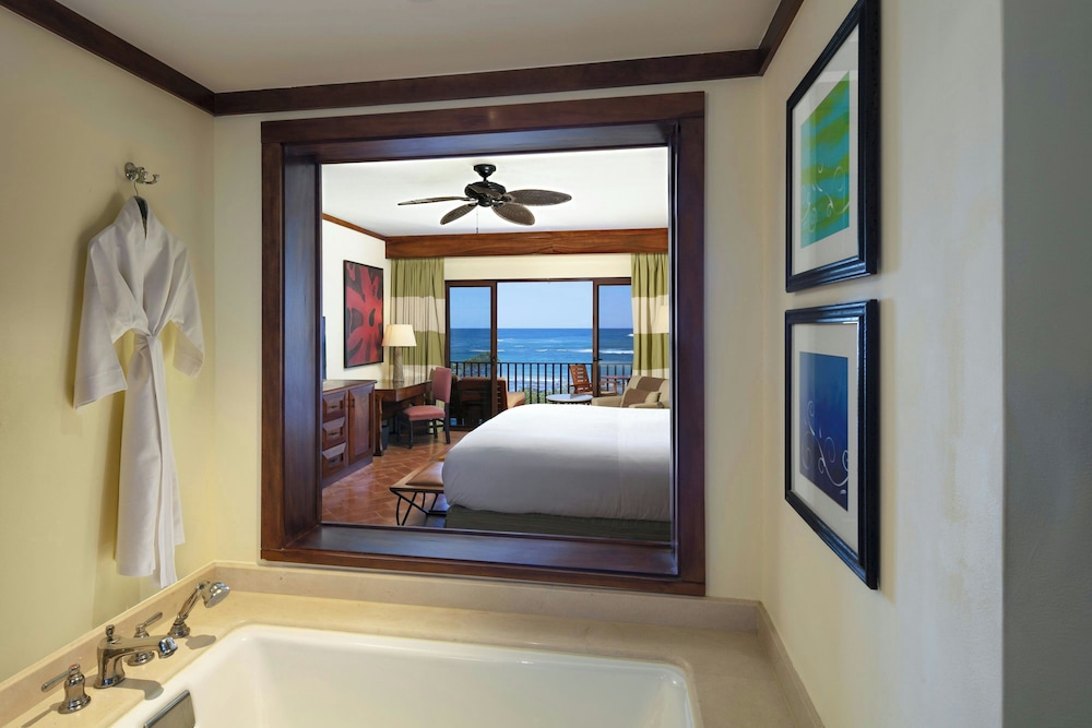Deluxe Room, 2 Double Beds, Balcony - Photo 2