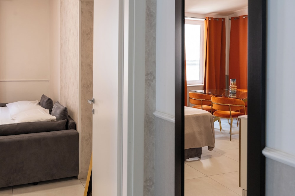 Family Quadruple Room thumbnail 6