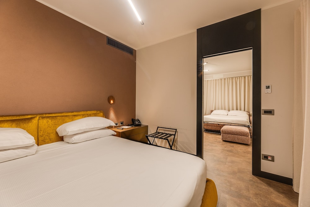 Design Apartment ( in a separated building far 100 mt from the main one) photo 3