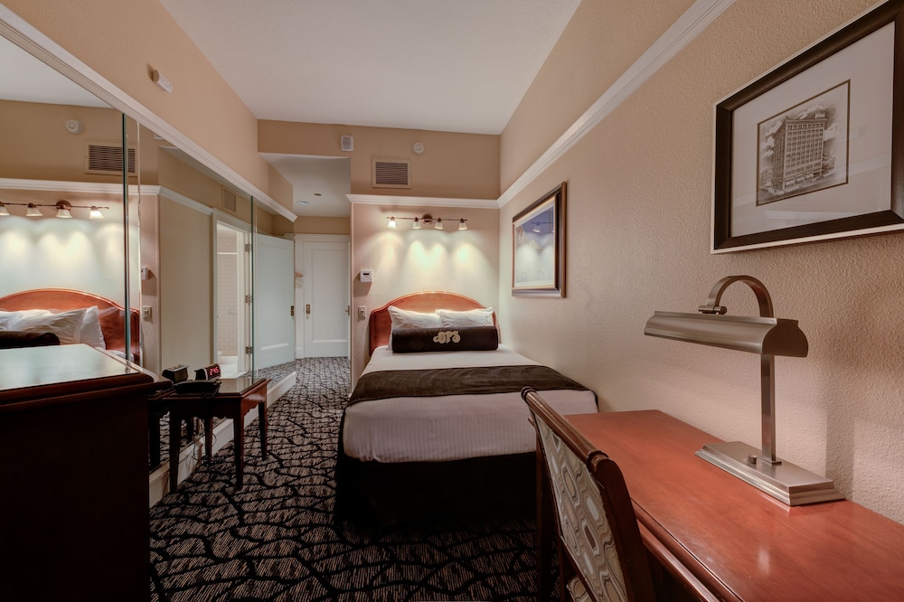 Business Room - Photo 5
