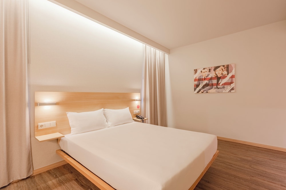Standard Double Room, 1 Queen Bed photo 1