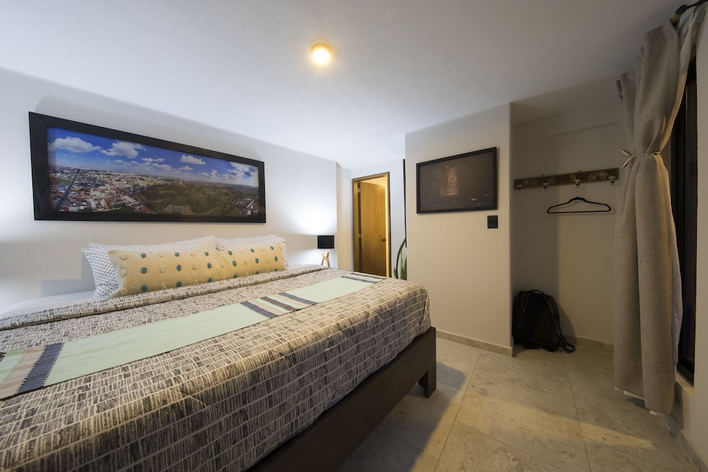 Signature Suite photo 1
