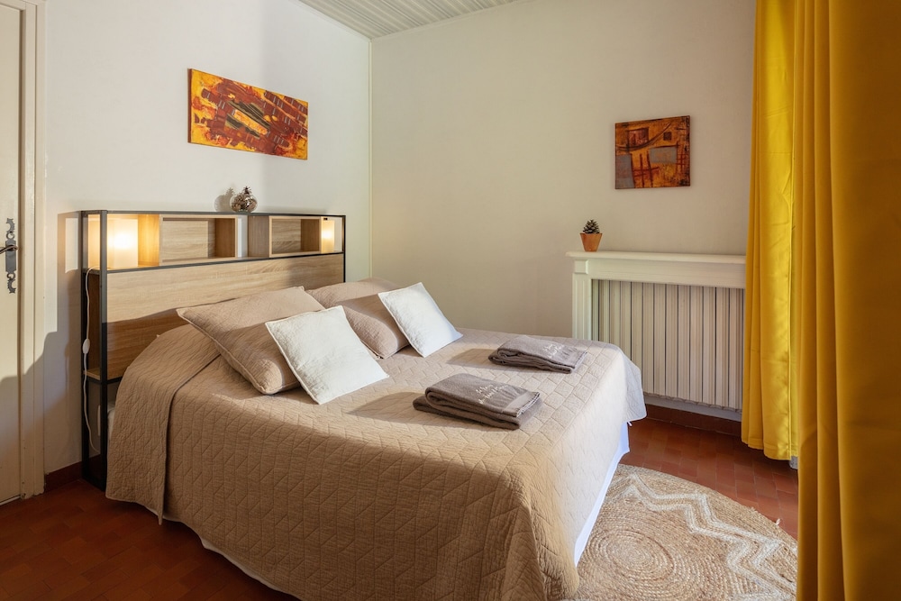 Standard Double Room (Ammonite) photo 1