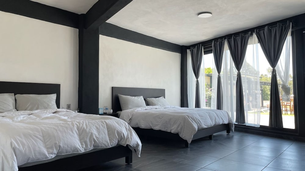 Deluxe Room, Lagoon View