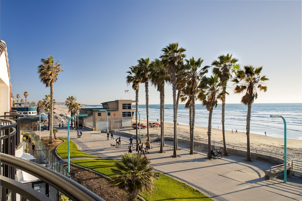 Standard Single Room, 1 Bedroom, Oceanfront - Photo 8