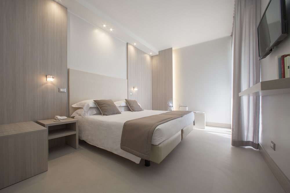 Double or Twin Room photo 1