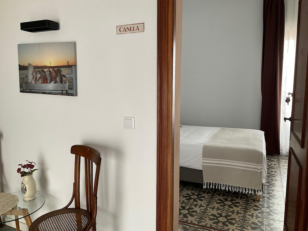 Double Room, Ensuite (Canela) photo 3