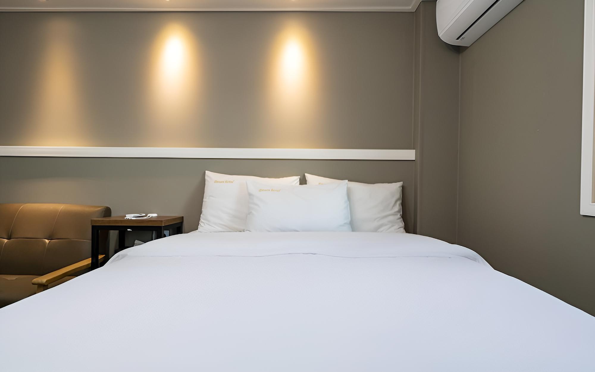 Room (Special Room) - Photo 2