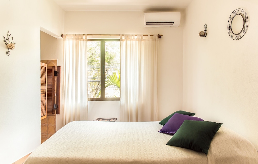Room, City View (#9) photo 3