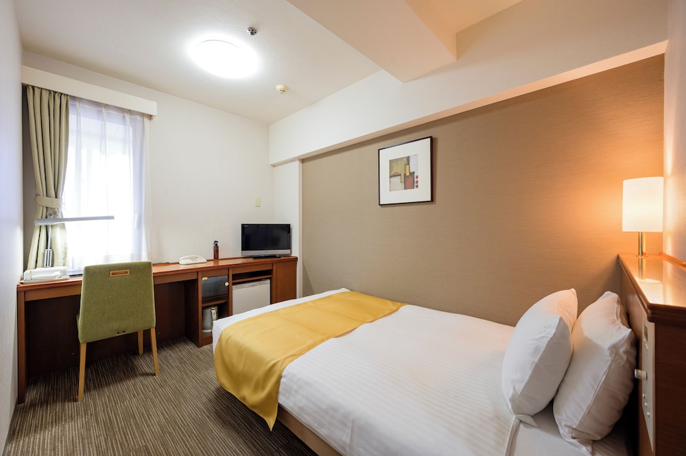 Superior Single Room, City View