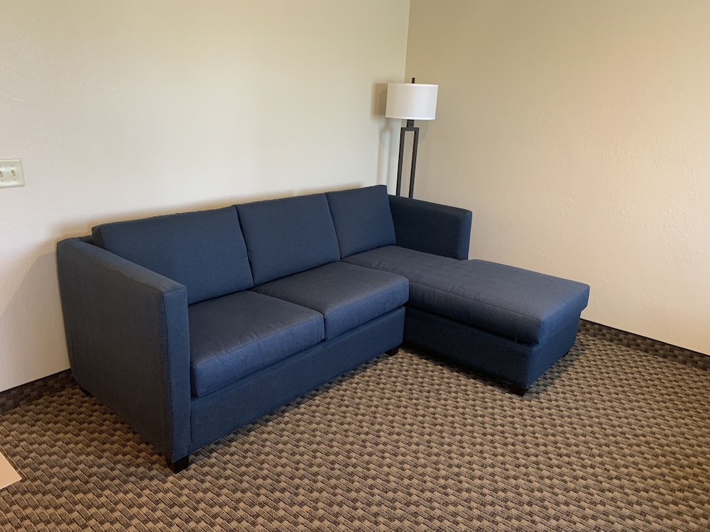 Suite, 1 King Bed with Sofa bed, Non Smoking (2 Person Sofa Bed) - Photo 5