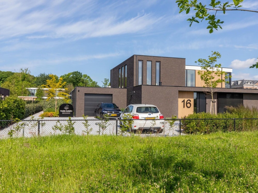 House photo 1