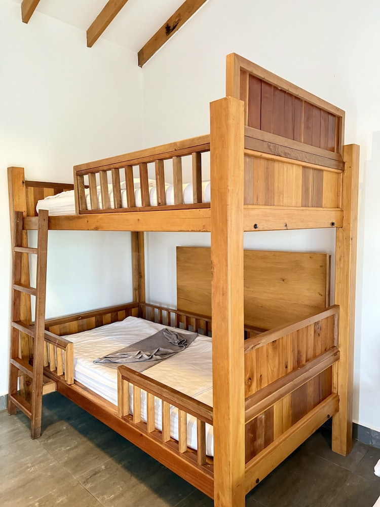 Deluxe Quadruple Room - Photo 5
