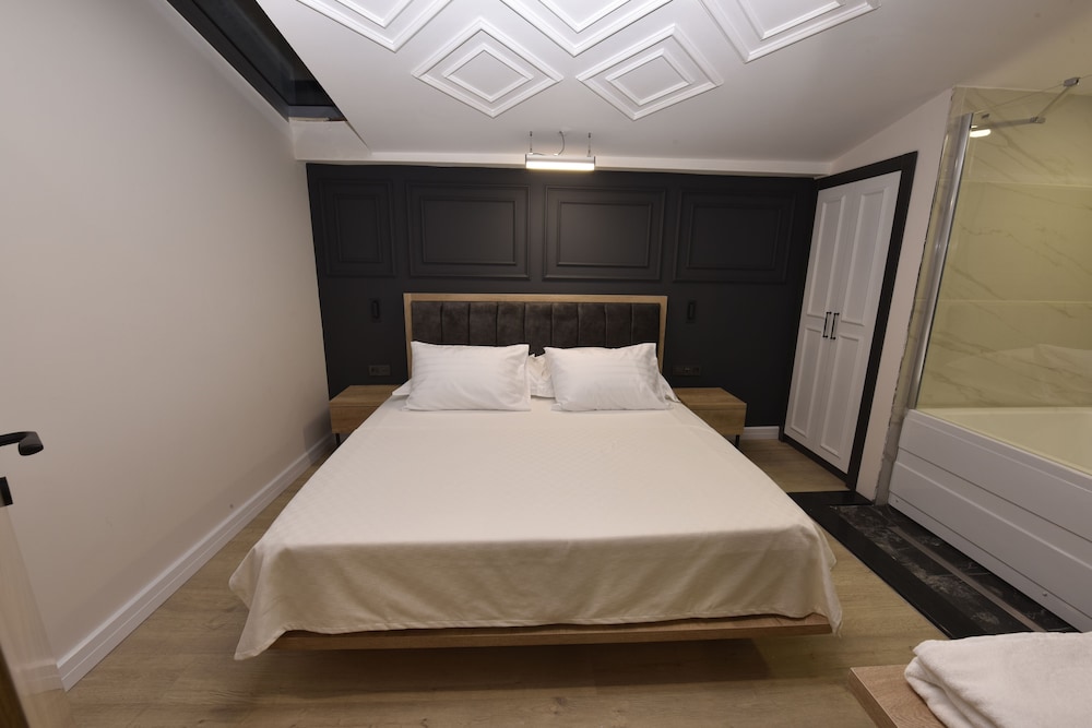 Elite Suite photo 2