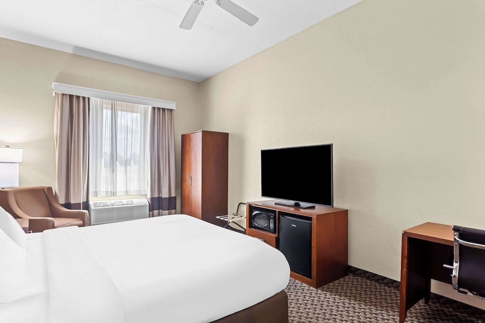 Efficiency, Room, 1 King Bed, Non Smoking - Photo 2