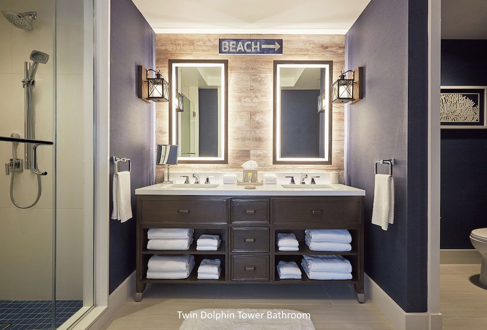 Suite, 2 Queen Beds, Ocean View (Twin Dolphin Tower) - Photo 2