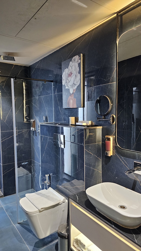 Luxury Room photo 3