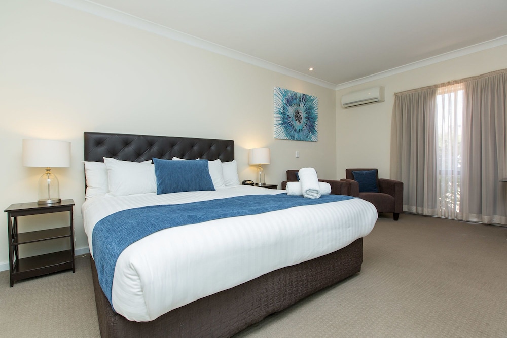 King Executive Suite photo 2