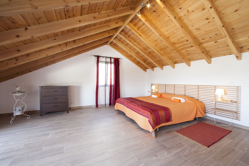 House (Fogo) photo 1