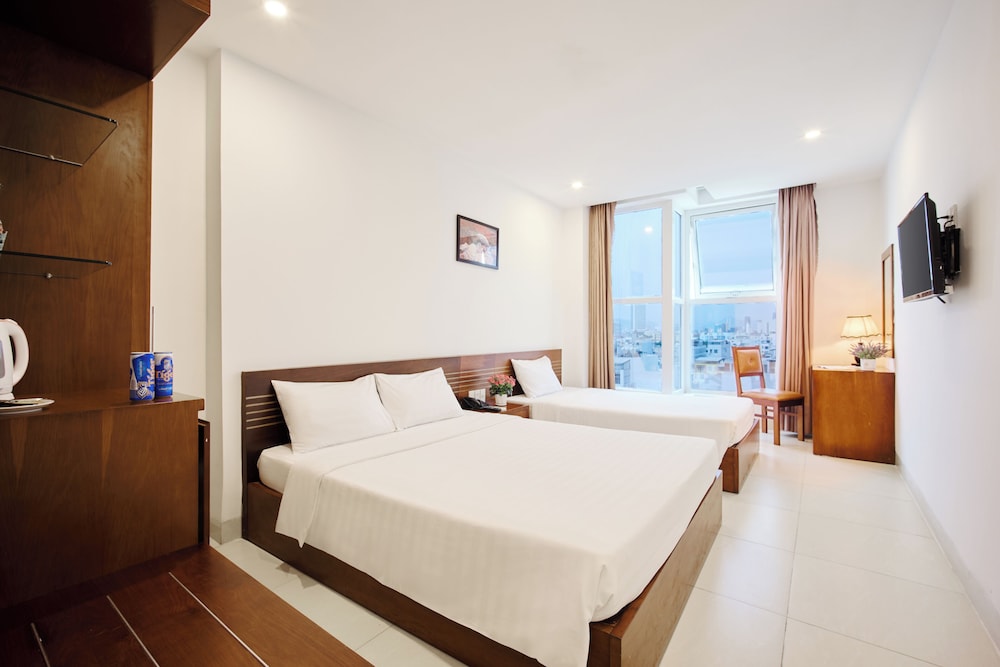Deluxe Triple Room