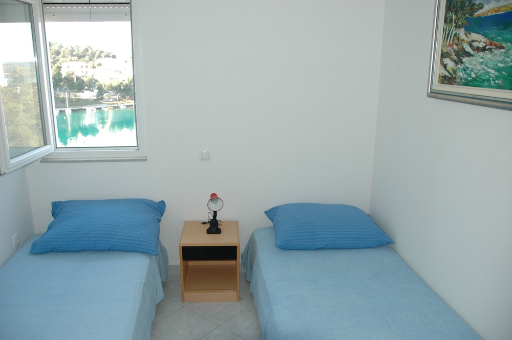 Large Apartment Up To 6 Persons