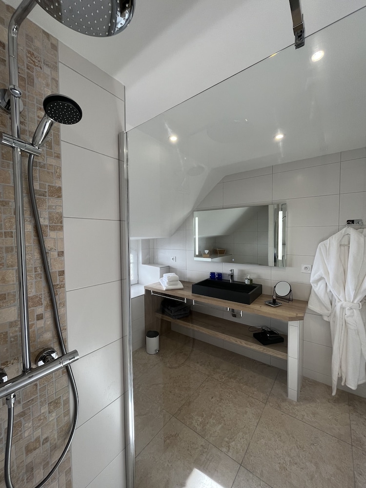 Suite, Private Bathroom, Mountain View photo 2