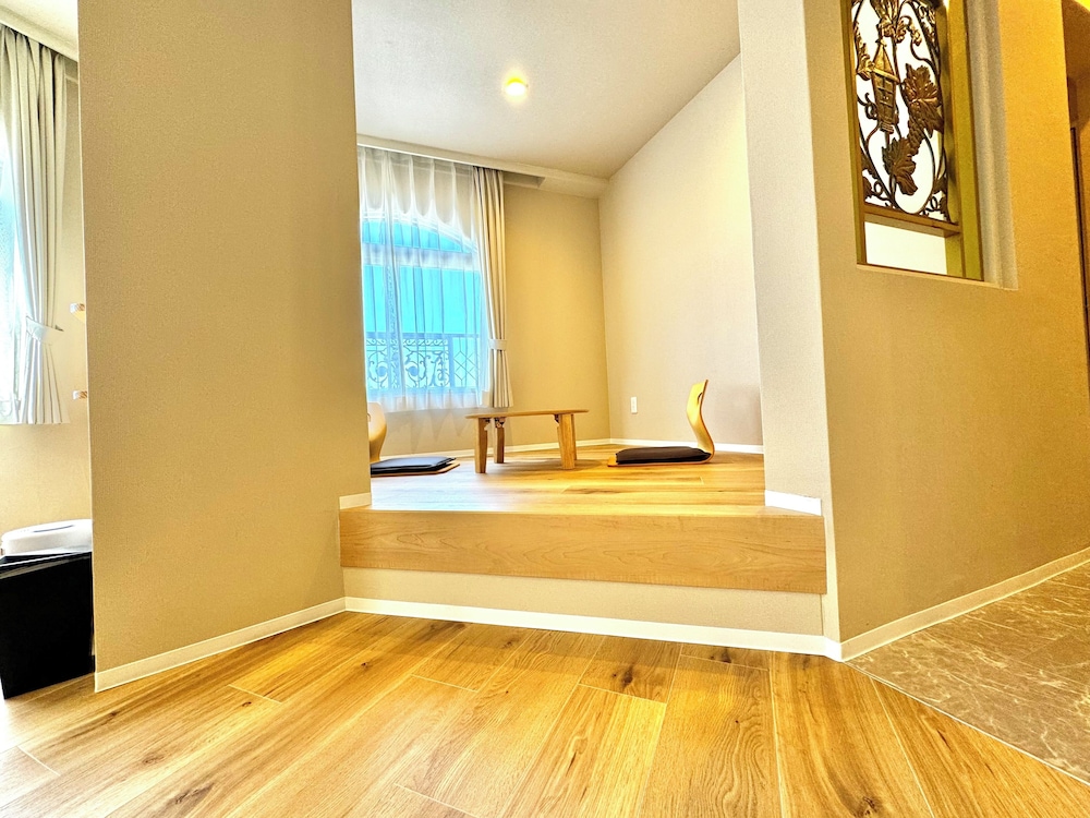 Deluxe Triple Room - Photo 5