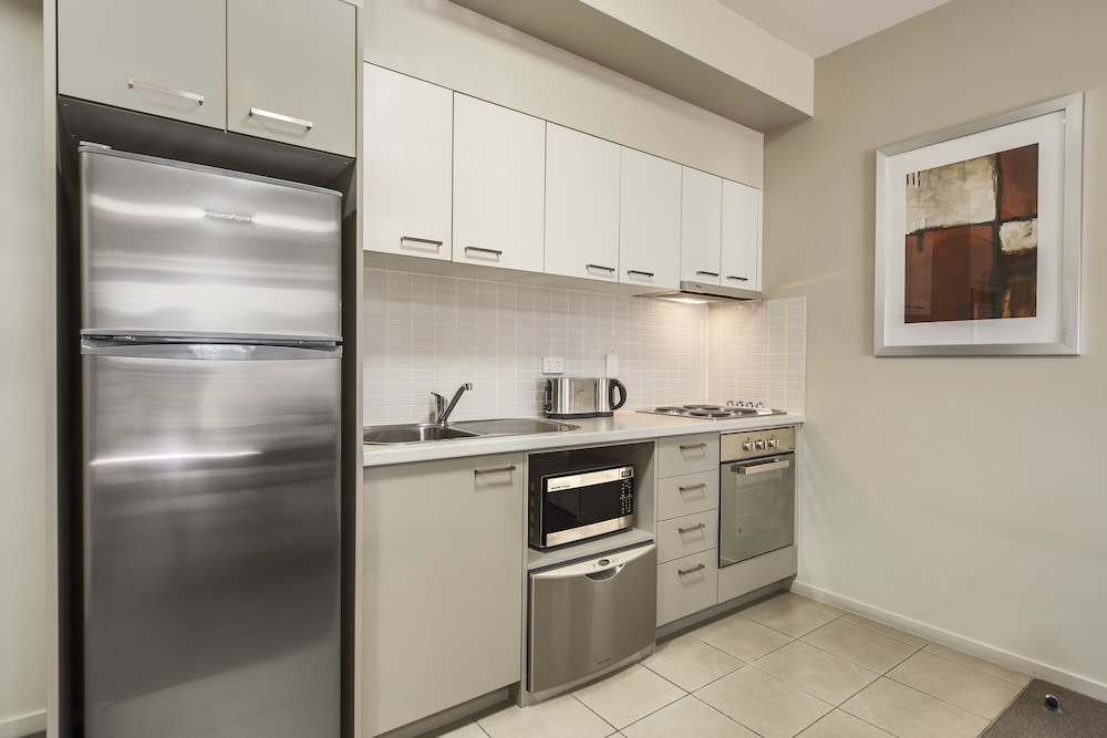 One Bedroom Apartment - Photo 4