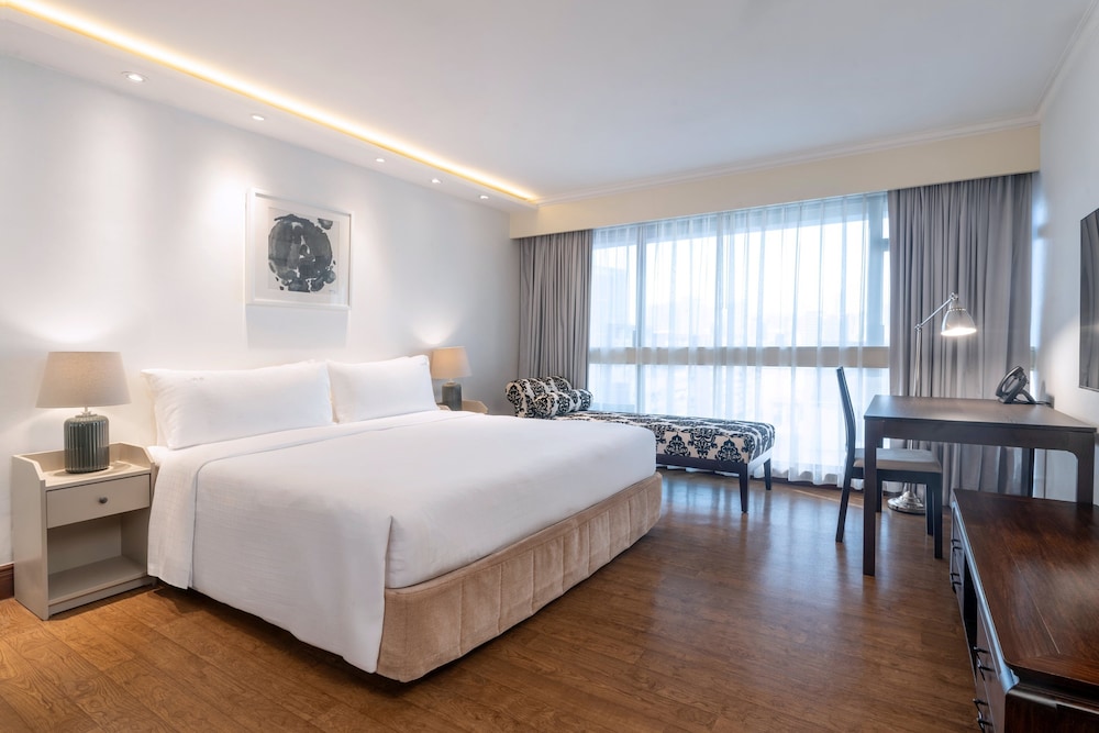 Suite, 3 Bedrooms