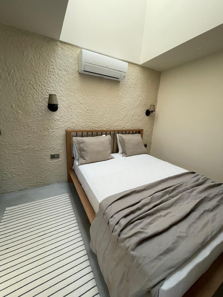 Family Studio Suite photo 1