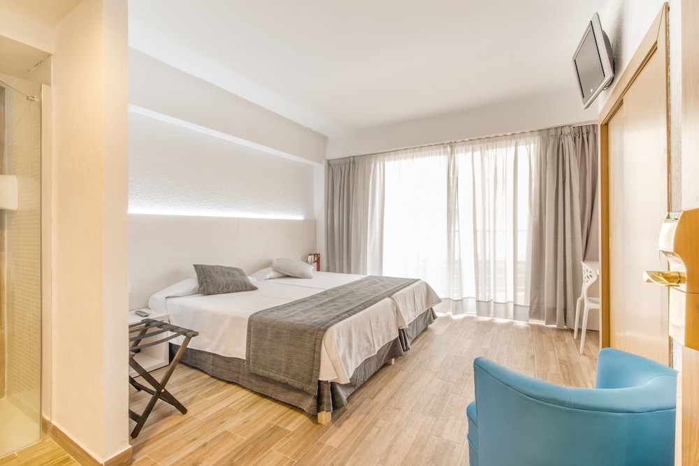 Standard Double Room Single Use, Sea View