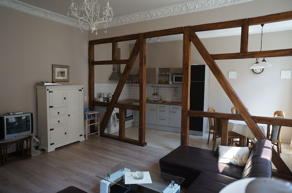 Deluxe Apartment, 2 Bedrooms, Balcony (Apt 2 - 74qm) photo 1