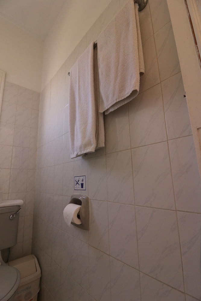 Basic Single Room, 1 Bedroom photo 3
