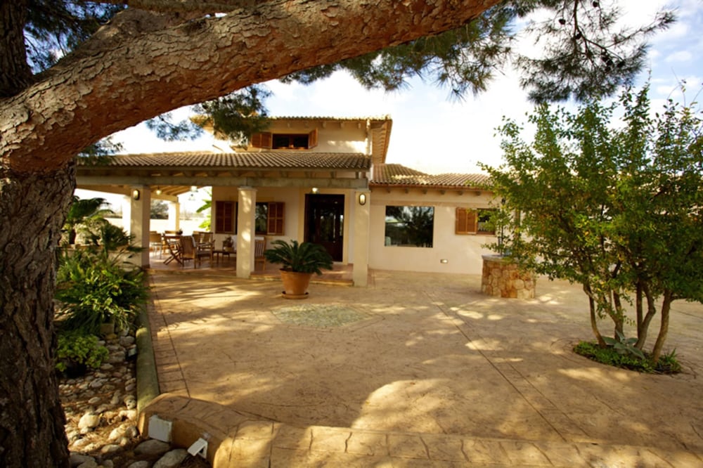 House photo 2