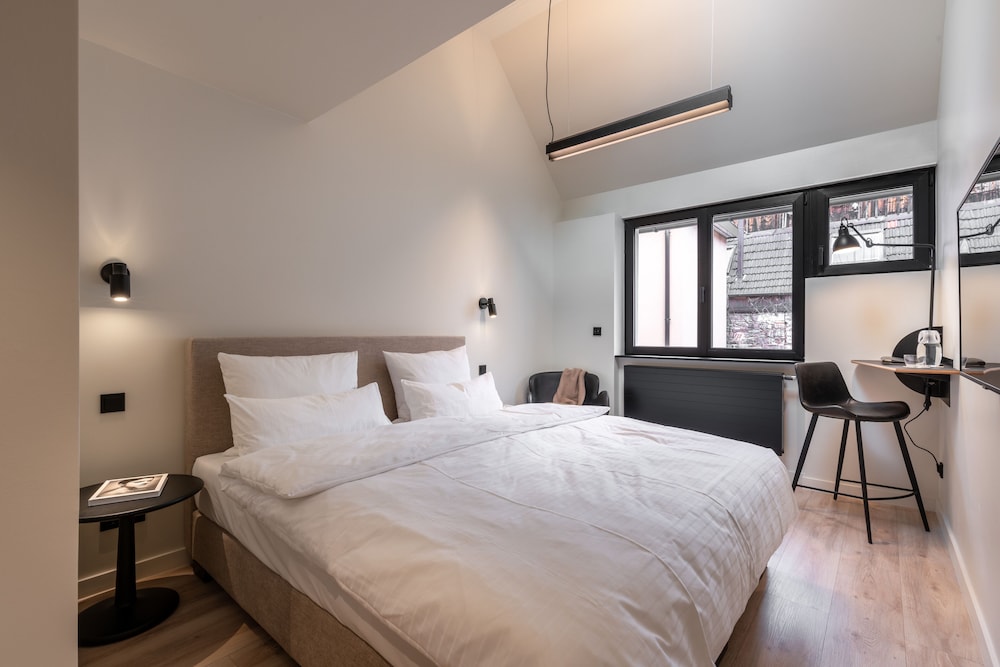 Double Room (7) photo 1